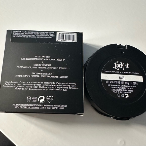 3/$12❤️ Kat Von D KVD lock-it finishing powder in shade fair - Picture 2 of 5